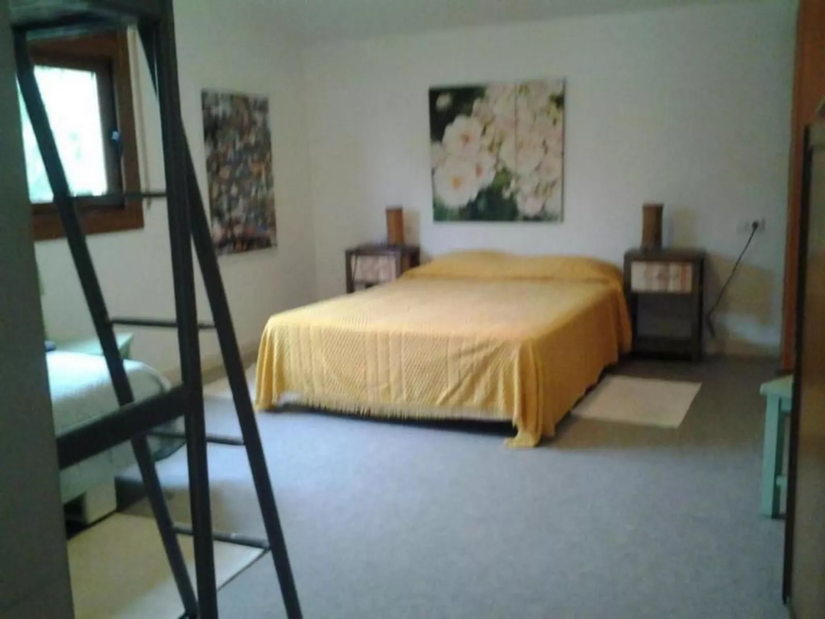 Mit Pool am Meer-Binnen