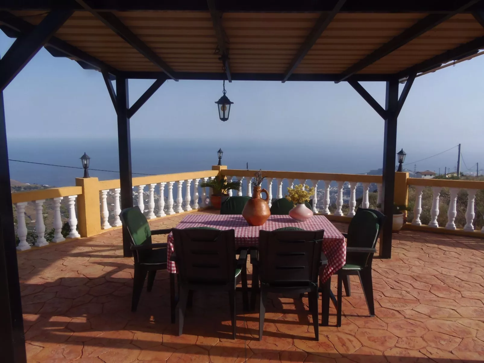 "Villa Calena" mit Garten-Buiten