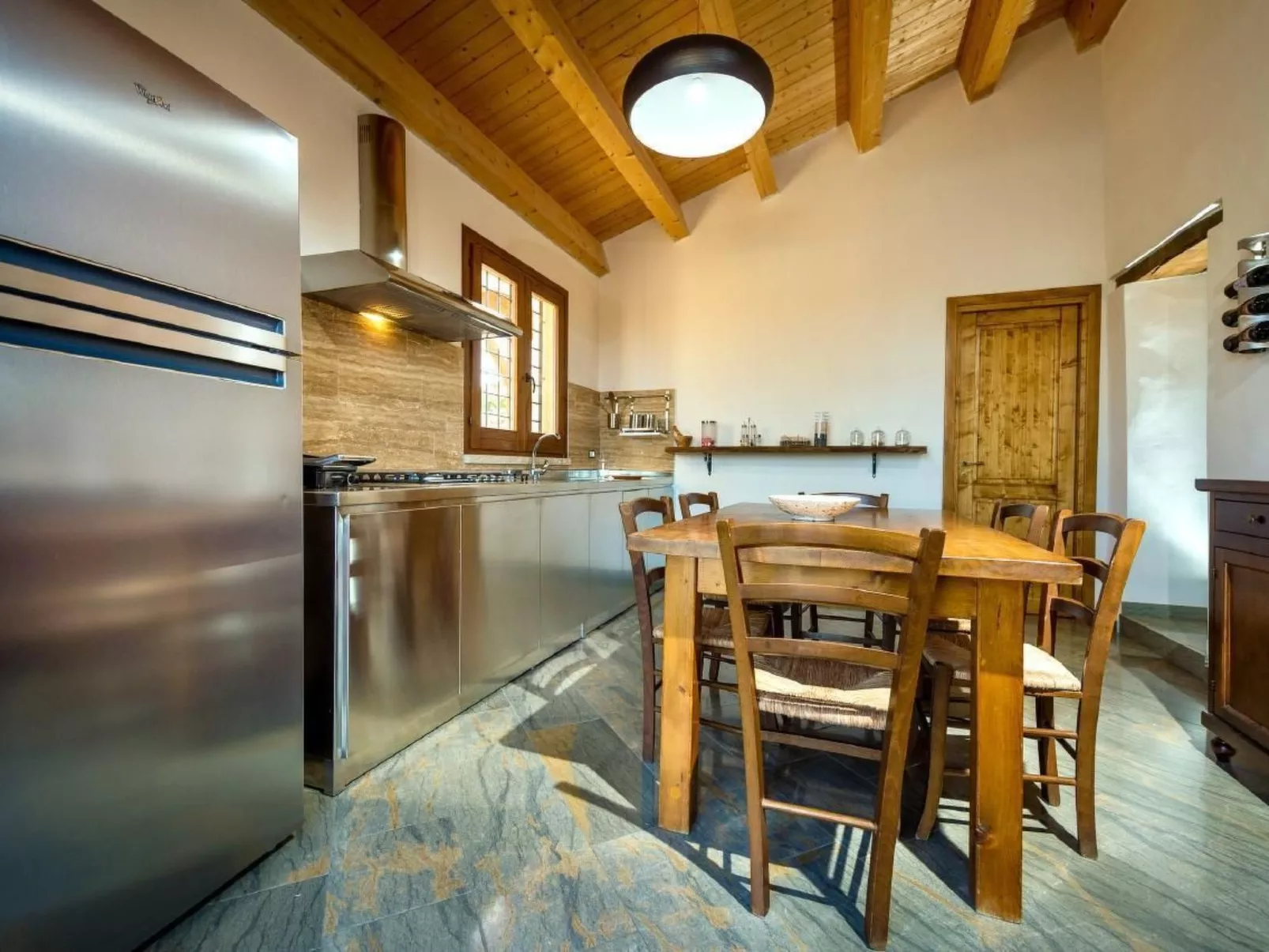 Villa "Le Muse" mit eigenem Pool-Binnen