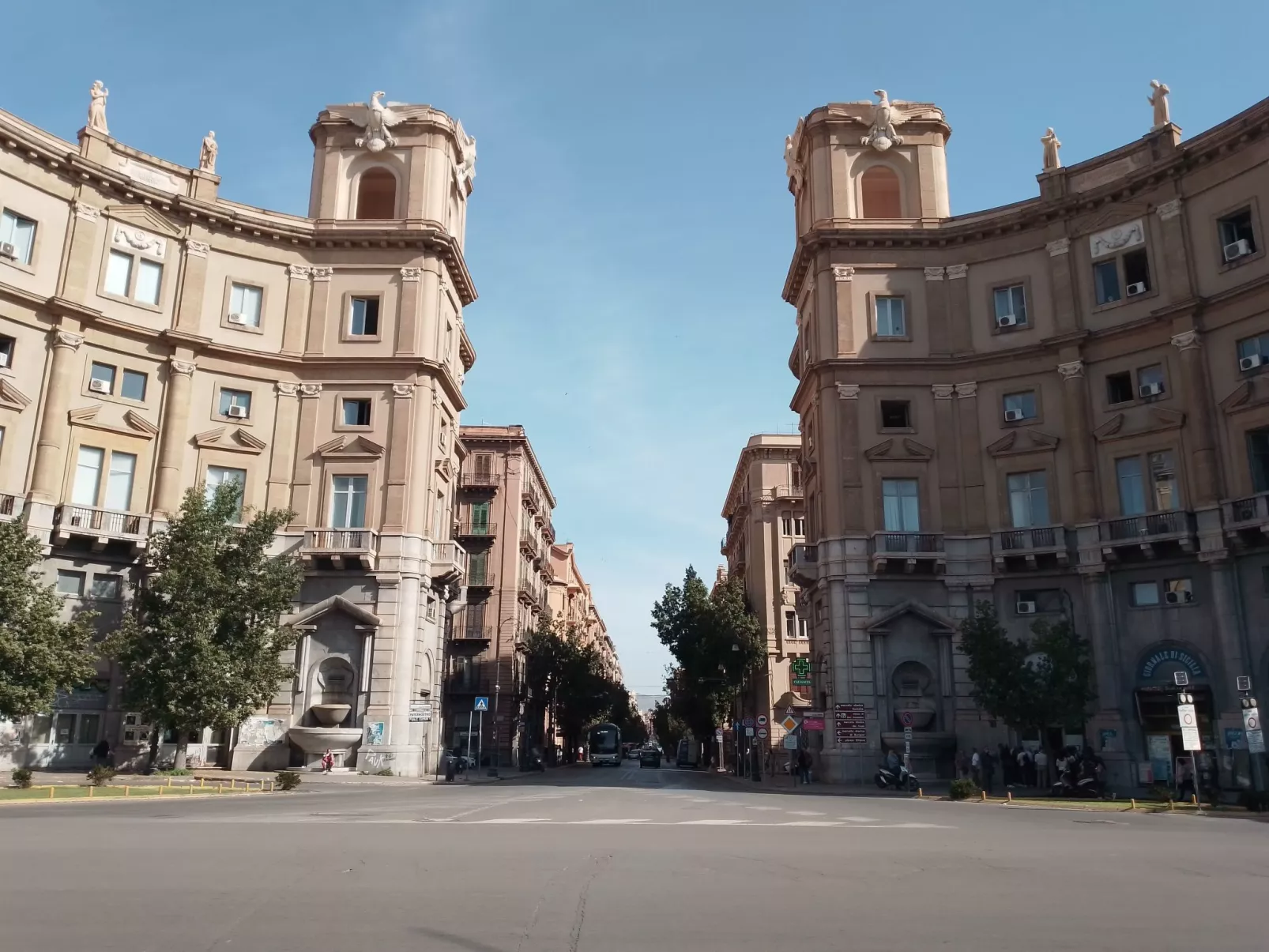 MaXelA Penthouse by Holiday World-Image-tags.info