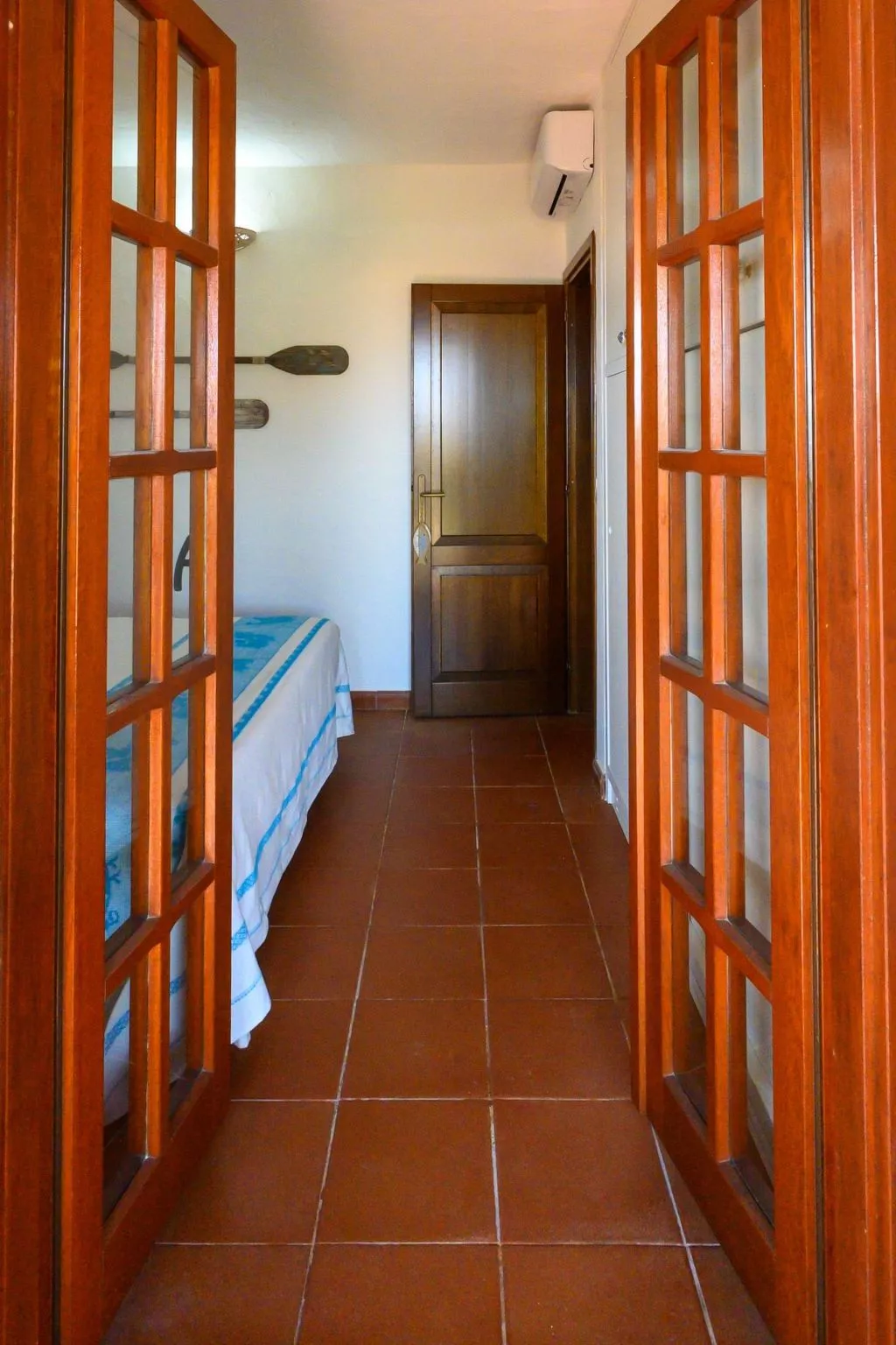 Blue Dawn. Eindrucksvolle Meersicht Coda Cavallo-Binnen