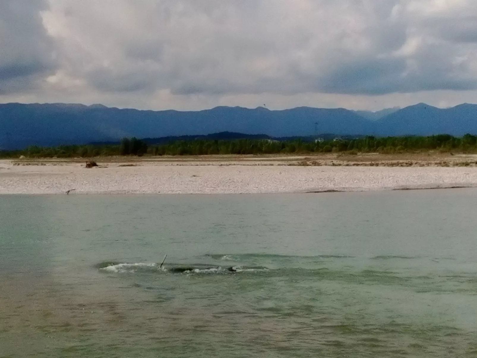 Auf einem ummauerten Grundstück-Buiten