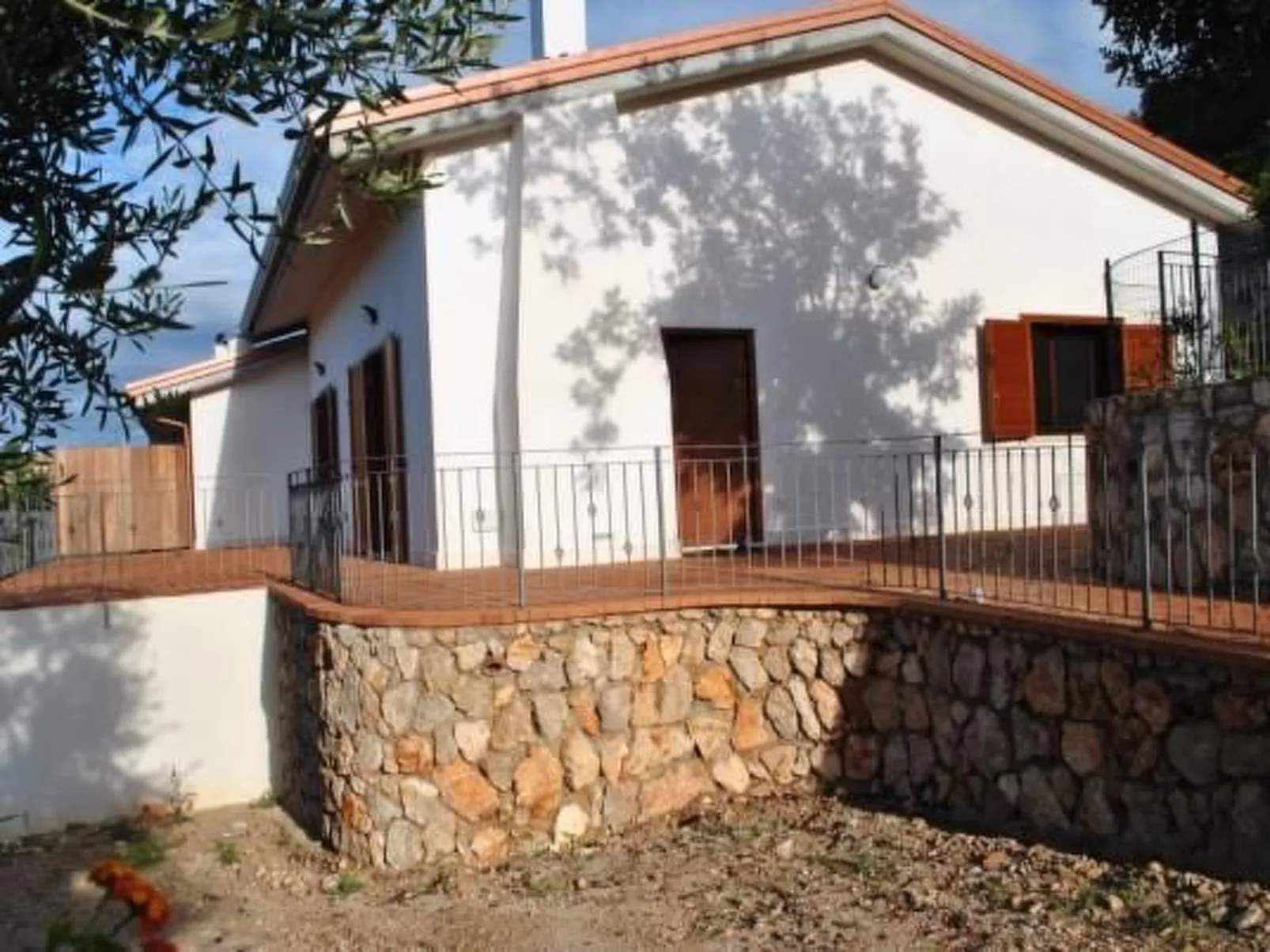 Doppelhaushälfte mit Gemeinschaftspool-Image-tags.info