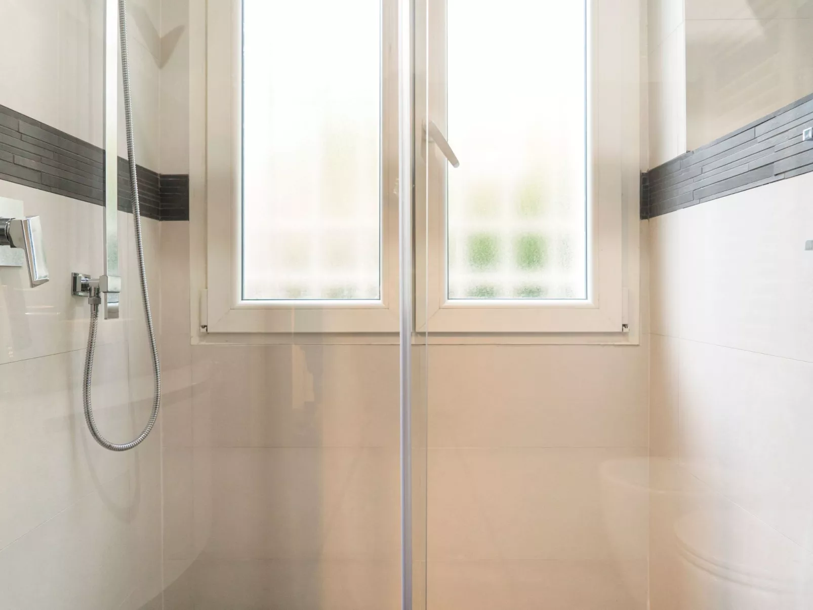 Wohnung 'Danke Vatikan'-Image-tags.info