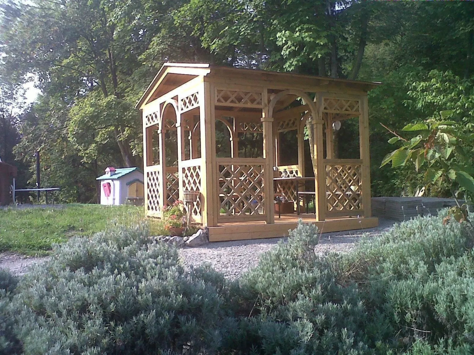 In Panoramalage in Solto Collina-Buiten