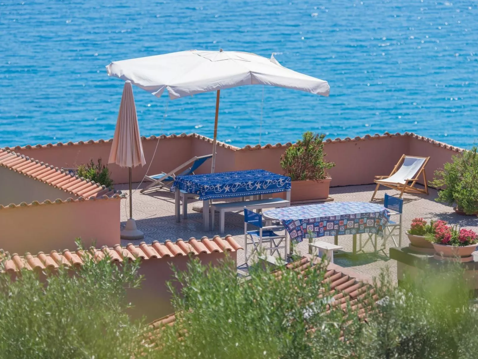 Wohnung mit Parkplatz und Panoramablick-Buiten