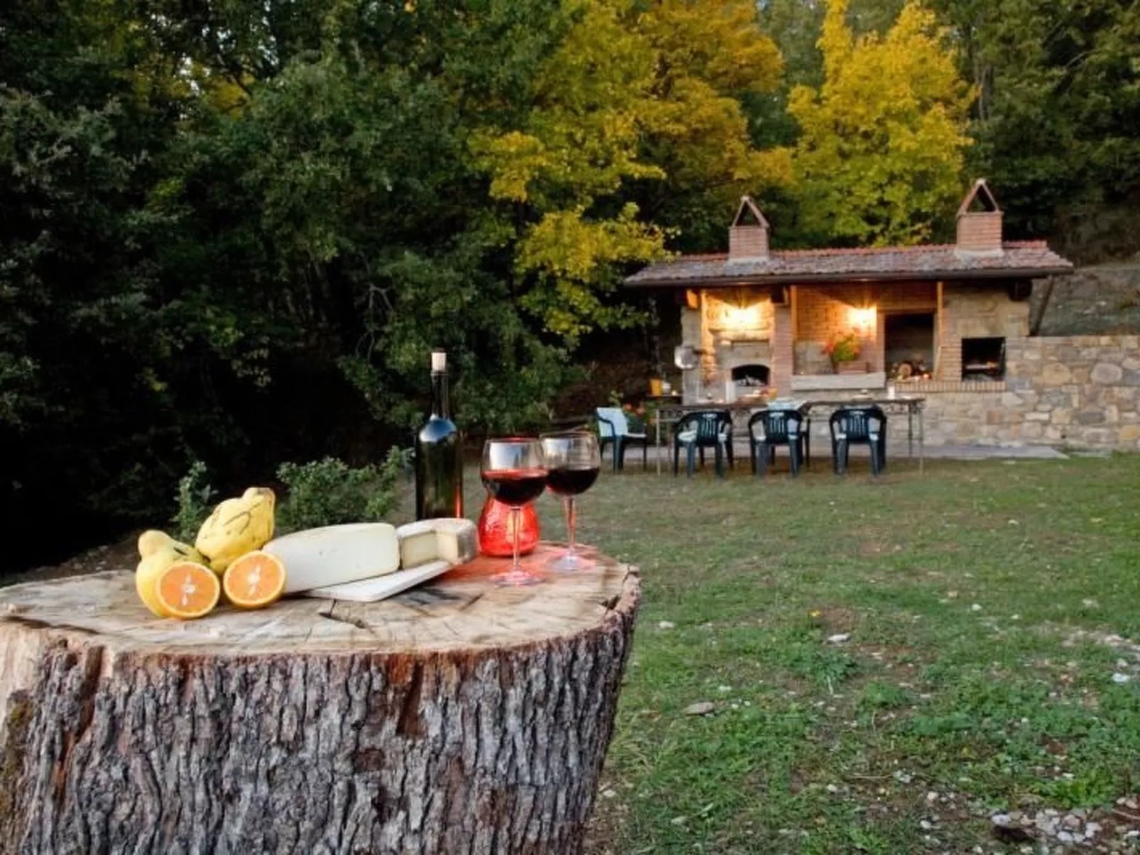 Villa Pruneto mit Pool in den Hügeln der Toskana-Buiten