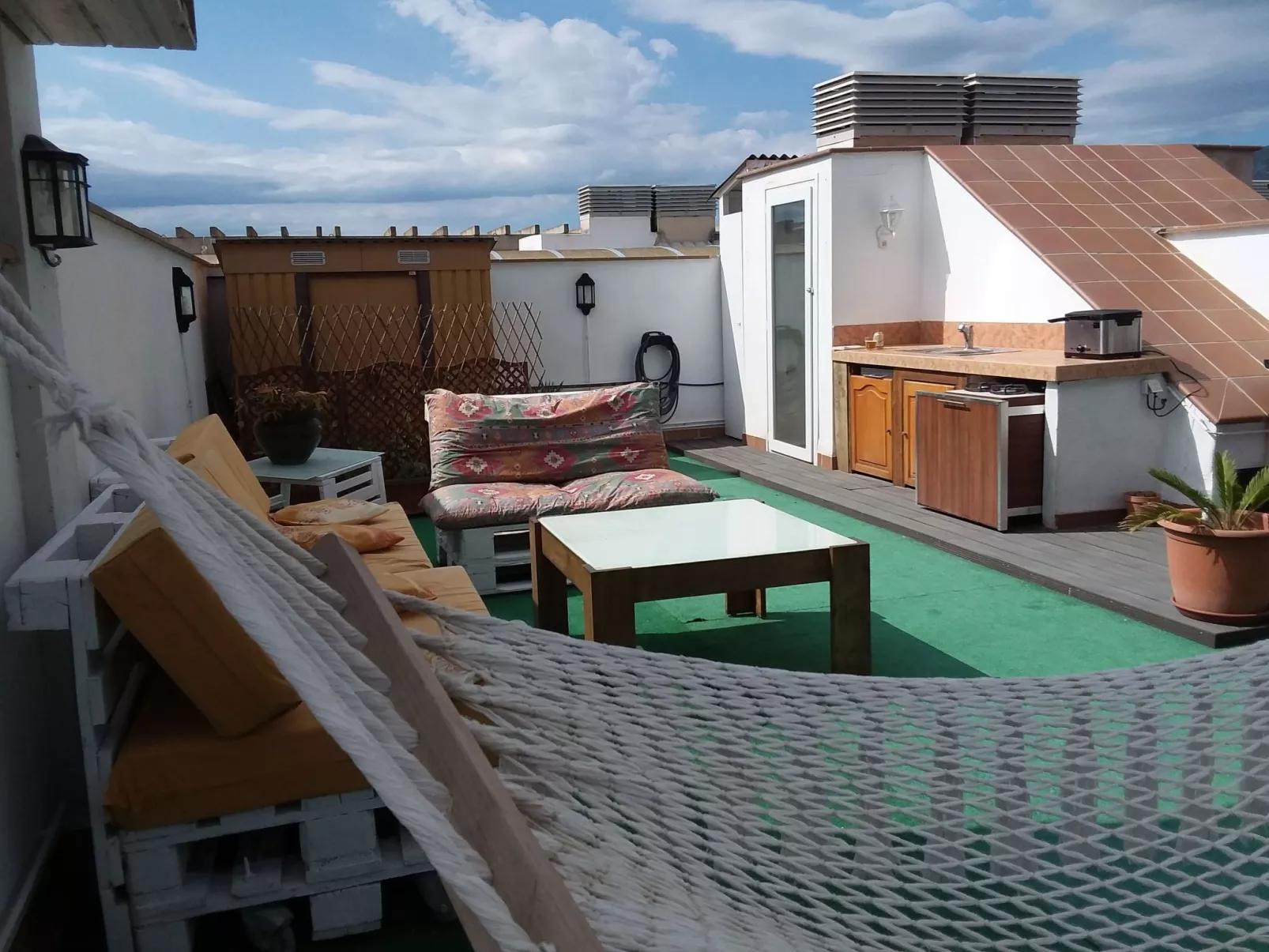 Appartement in Roses mit Grill, gemeinschaftlichem Pool und Terrasse-Binnen