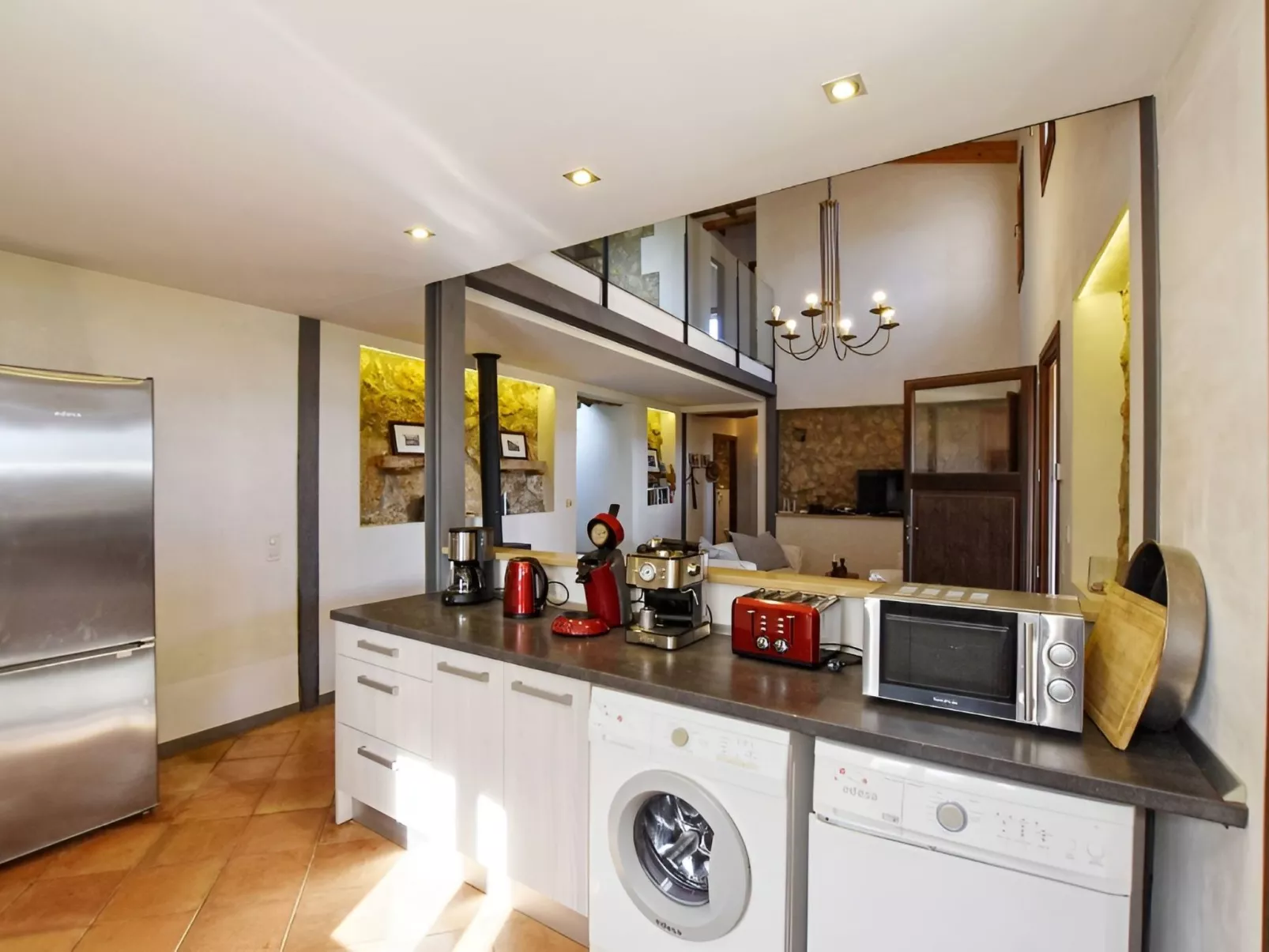 Beeindruckende Finca mit Pool und Klimatisierung-Binnen