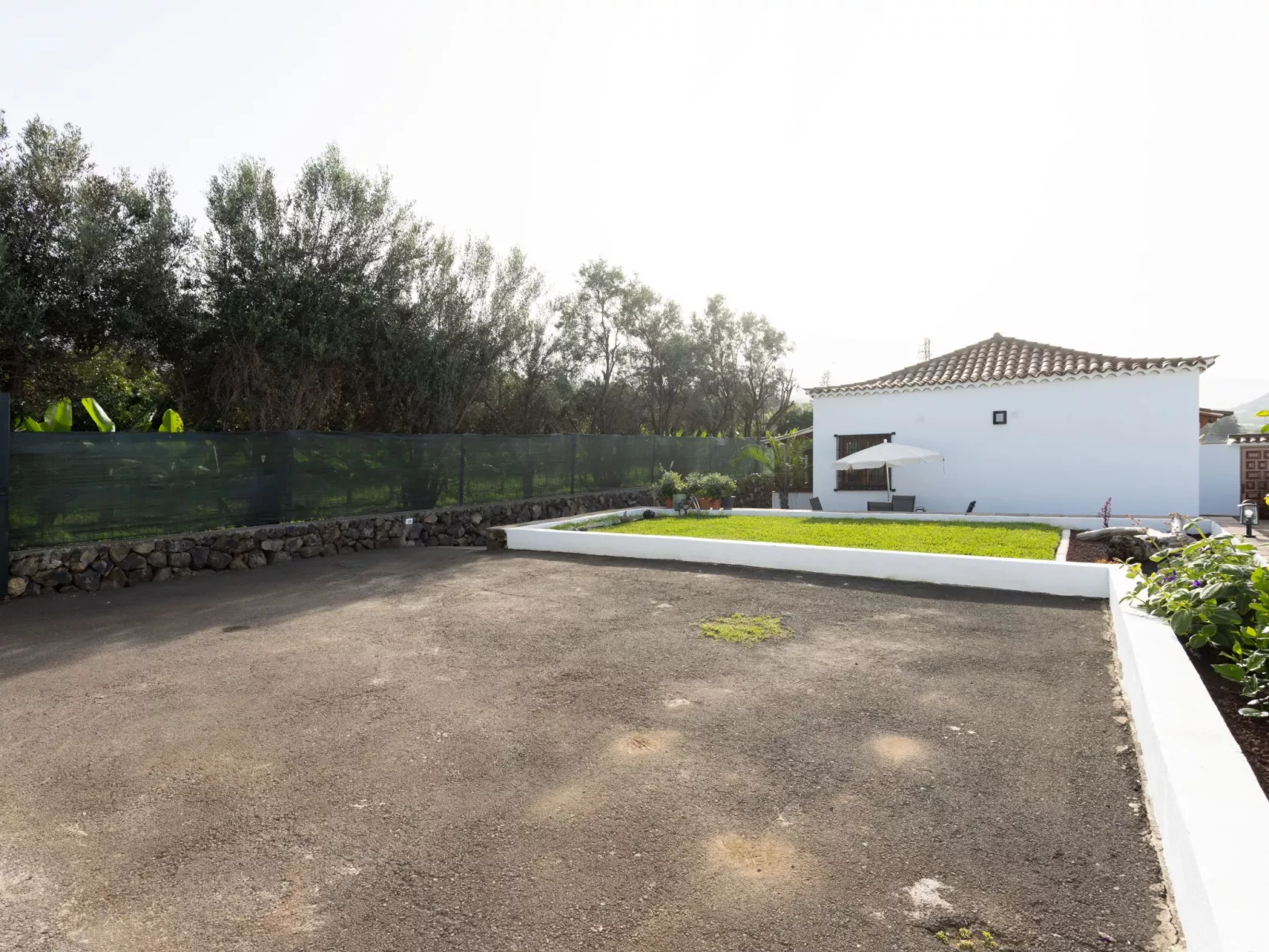 Cruz de los Martillos-Buiten