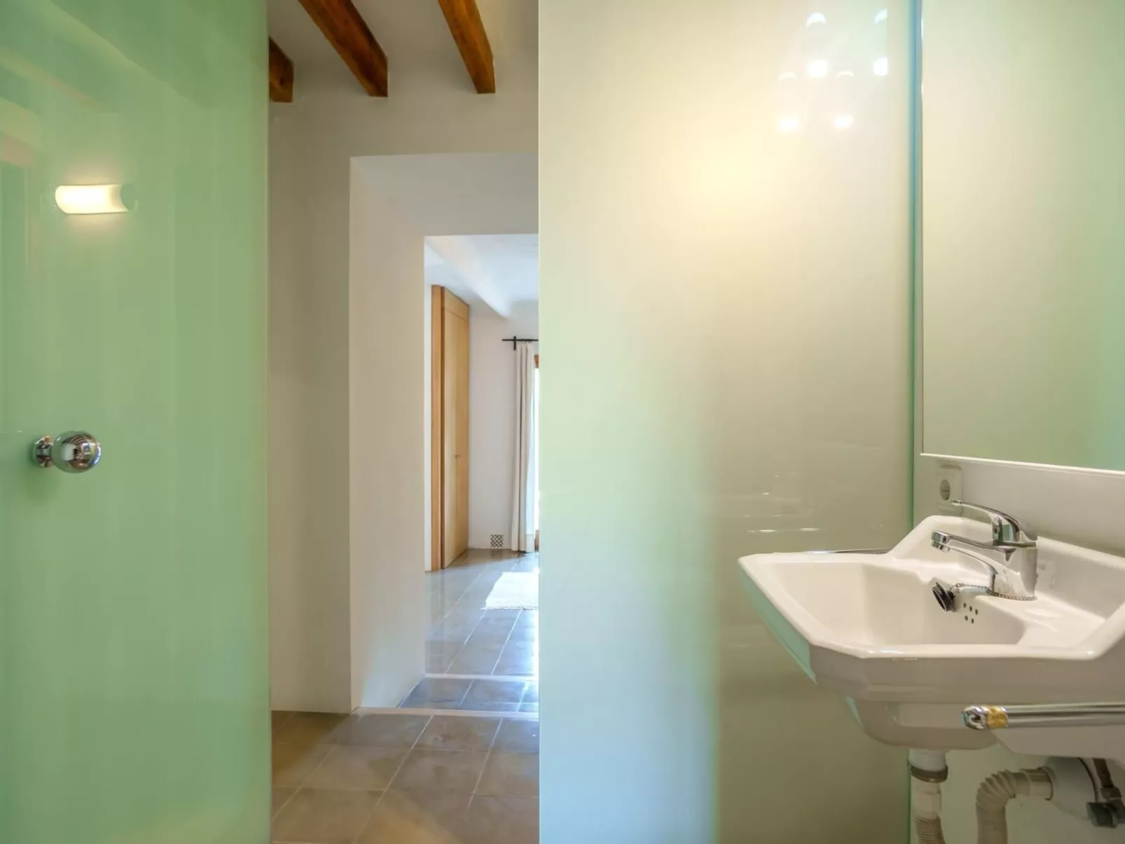 Beeindruckende Villa mit Meerblick und Schwimmbad-Image-tags.info