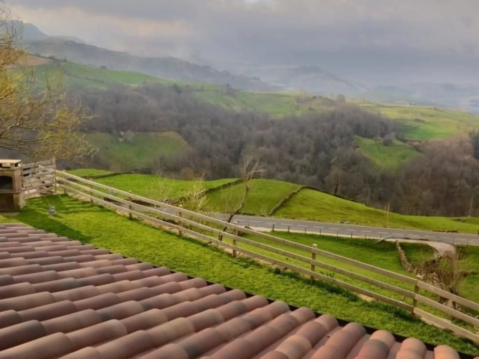 Fachwerkhaus mit Garten-Image-tags.info