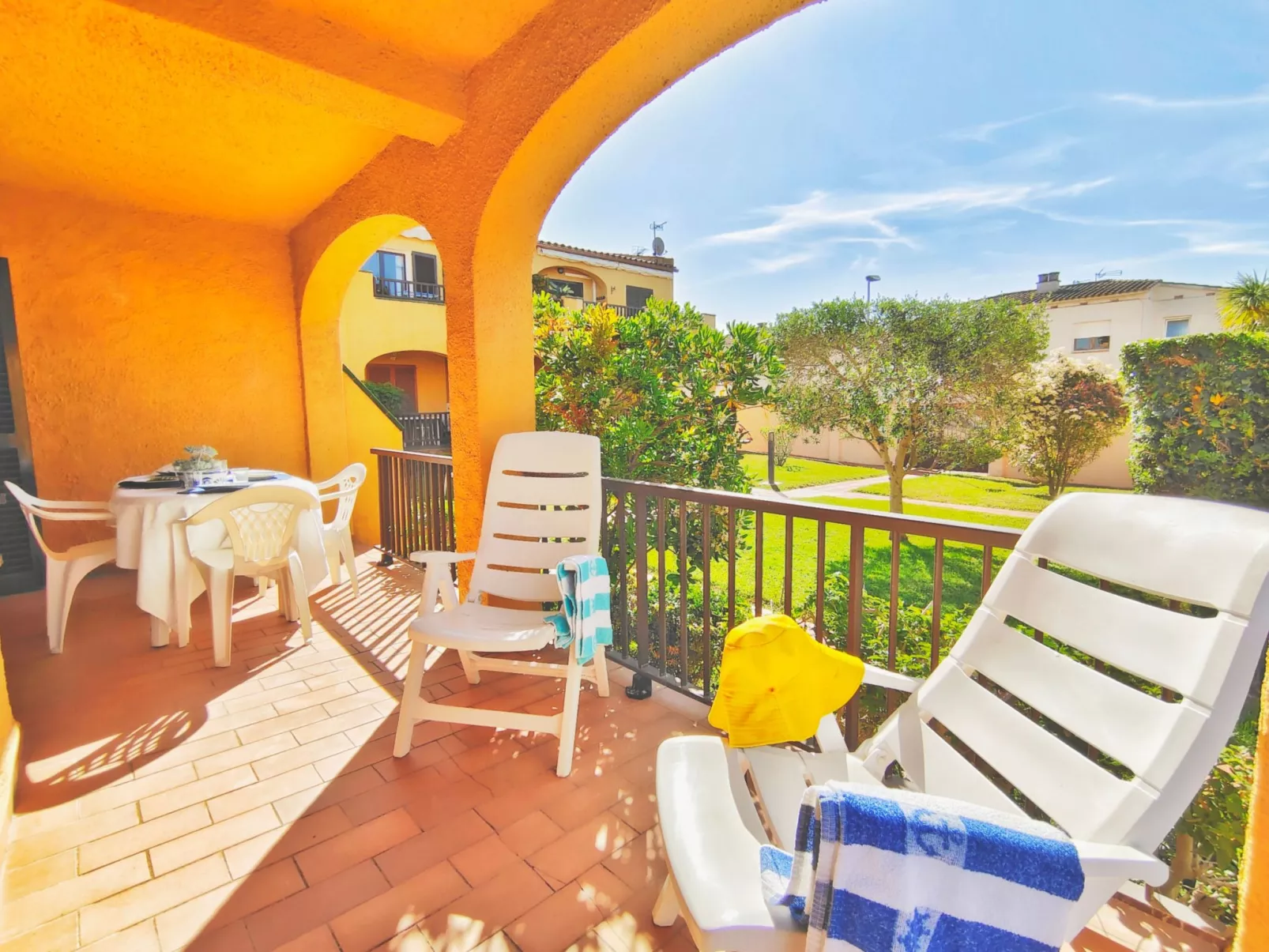 Urlaubswohnung Ibiza an der Costa Brava-Image-tags.info