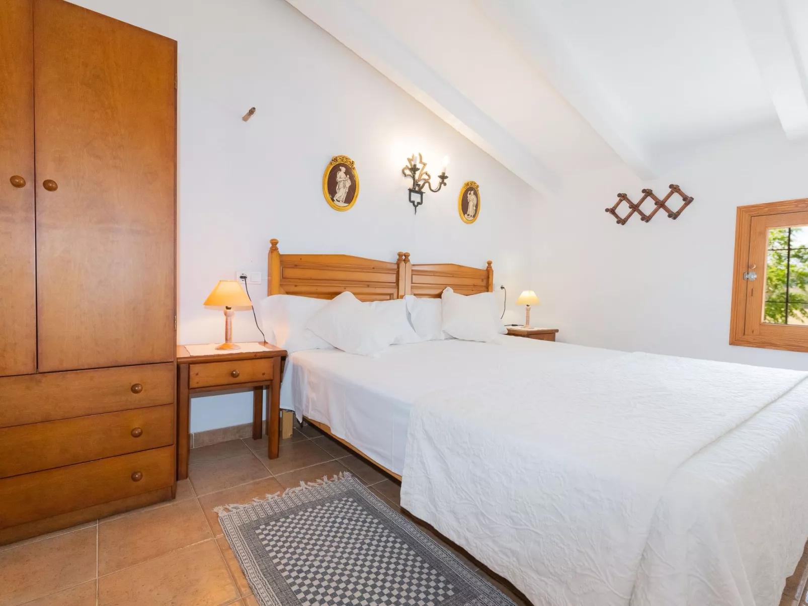 "Murtera-Image-tags.info