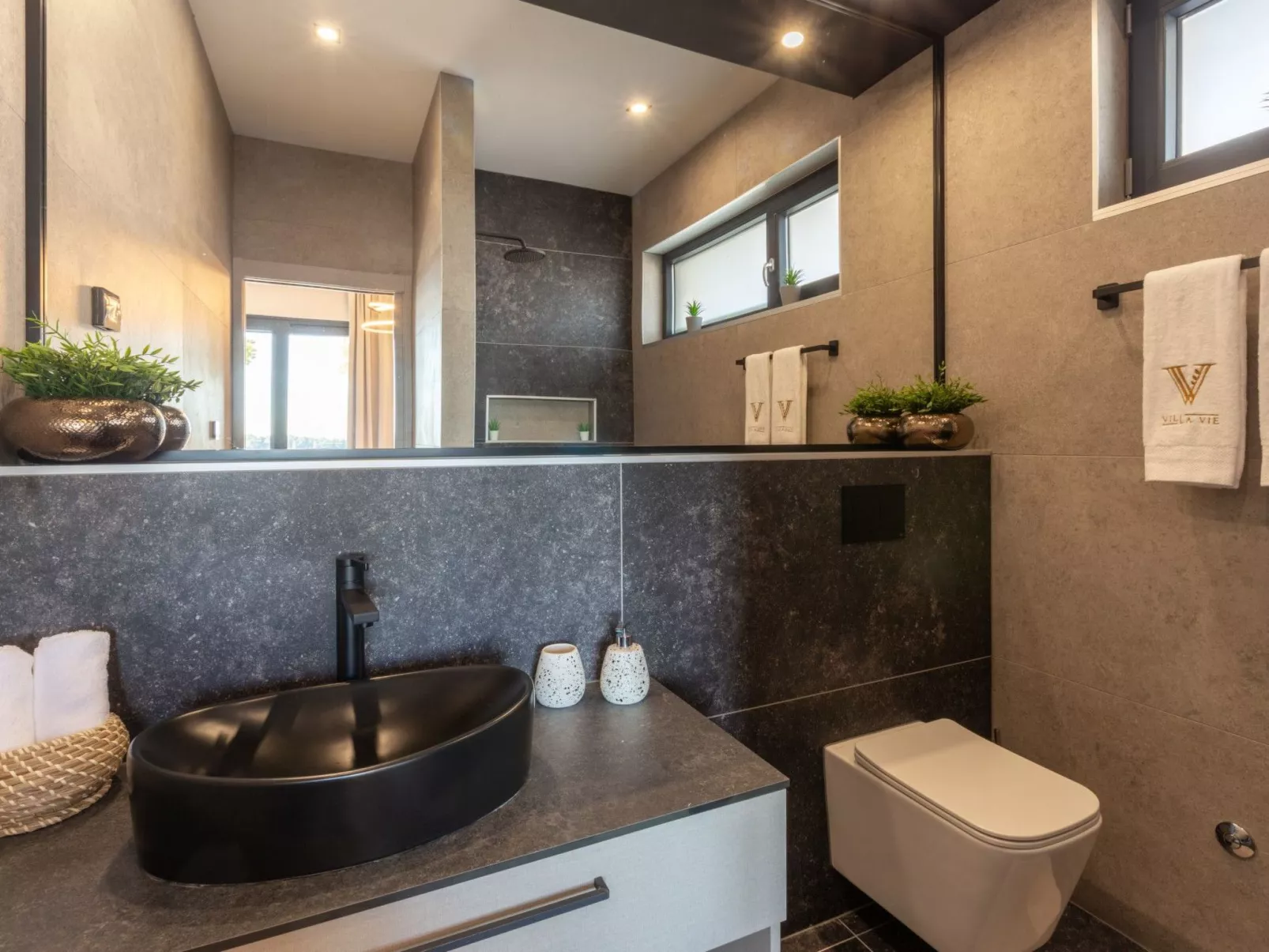 Villa Vie-Image-tags.info