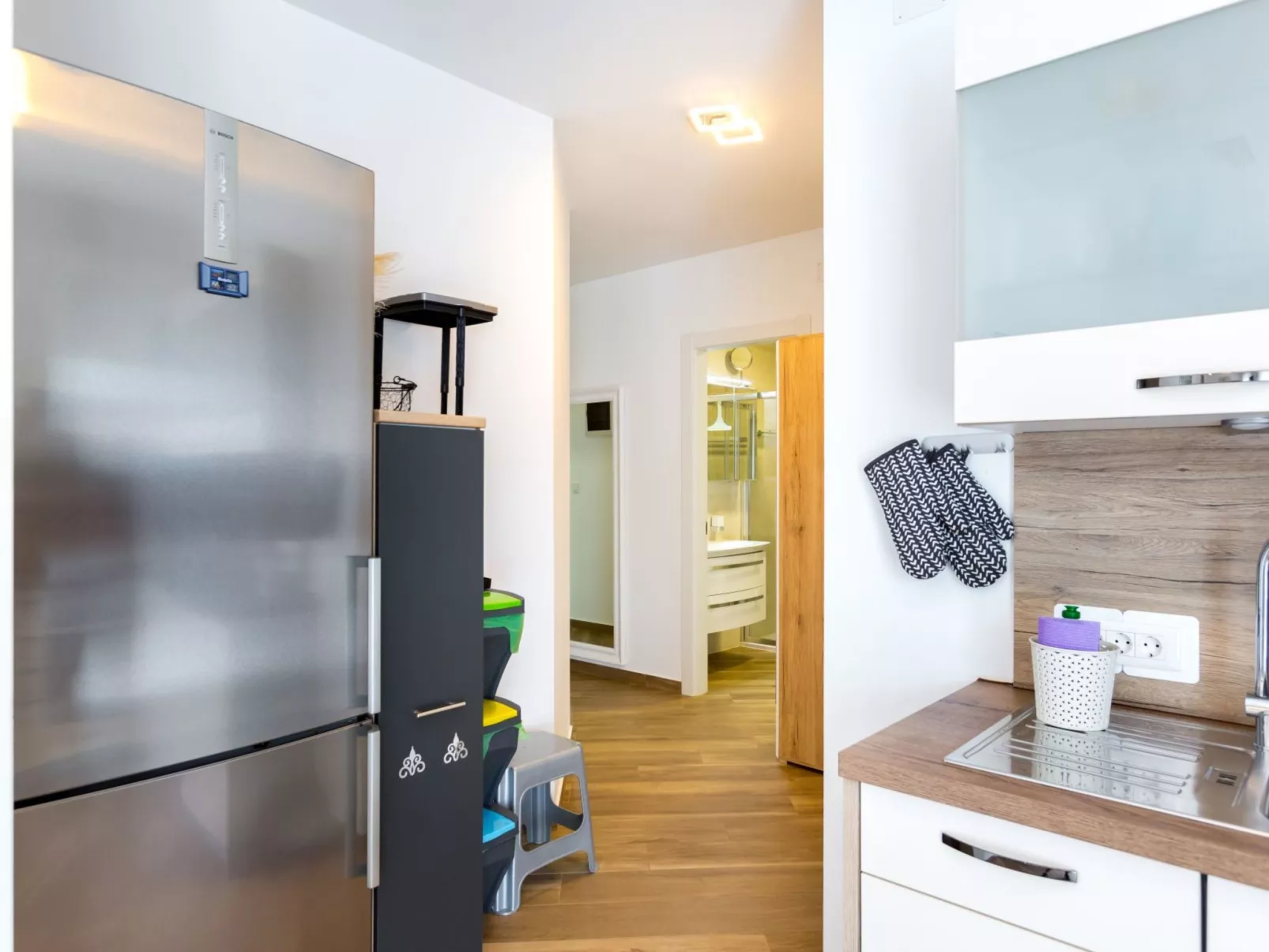 Modernes Apartment As Veliki mit Terrasse-Binnen