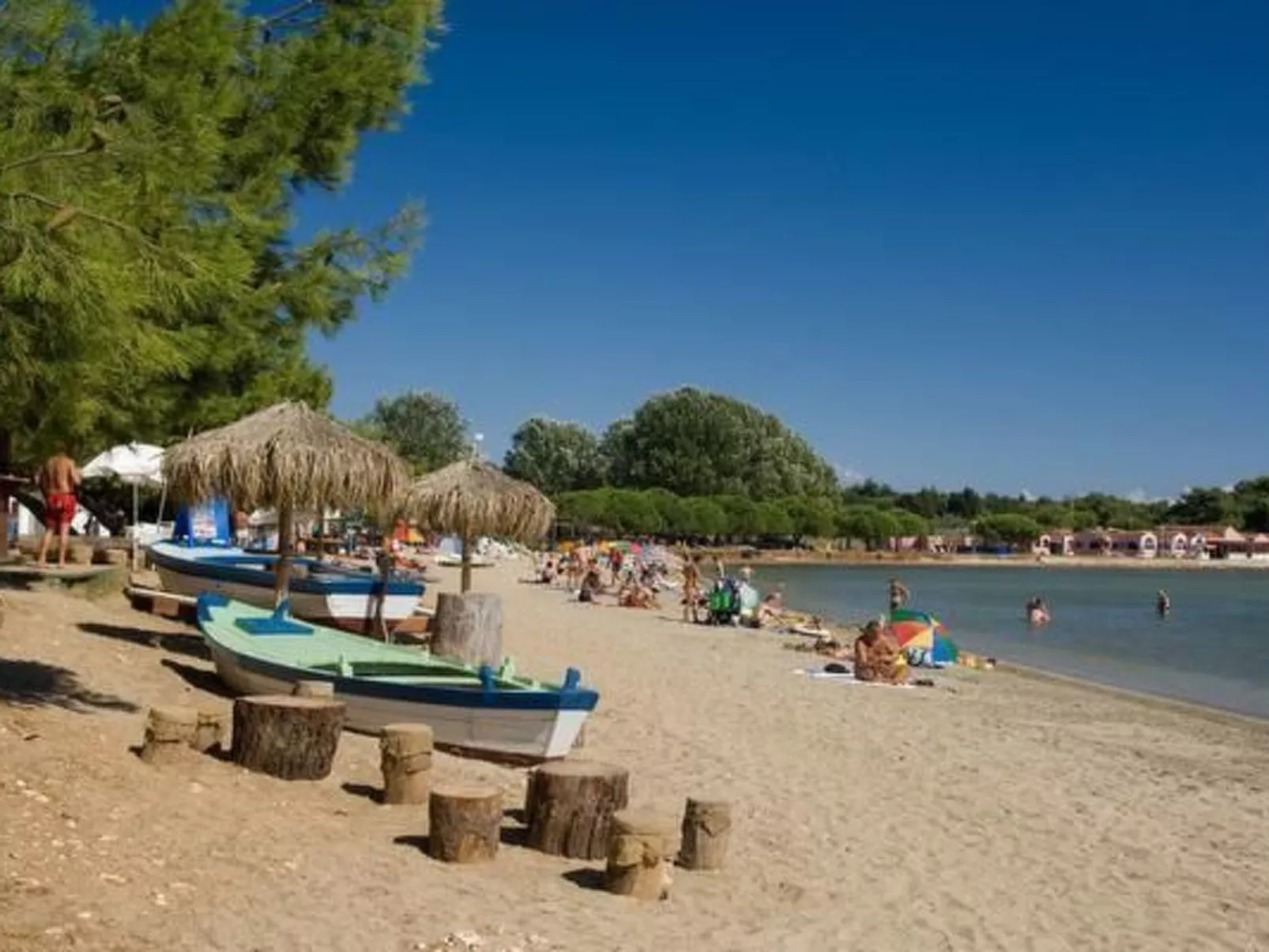 In Medulin mit Privatparkplatz-Buiten