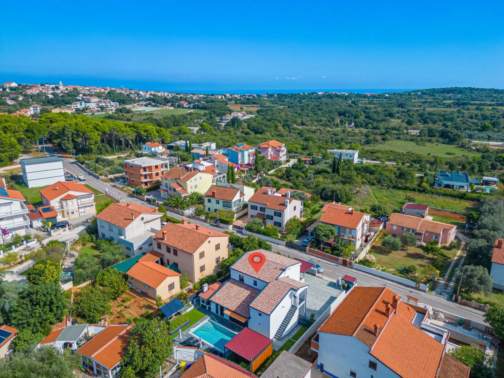 4 SZ mit Bad en suite Pool und Sommerküche-Buiten