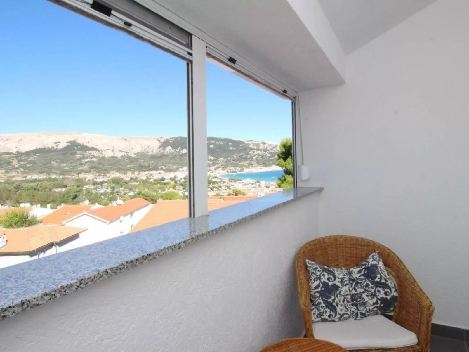 In Baška mit Eigenem Balkon und Meerblick-Image-tags.info