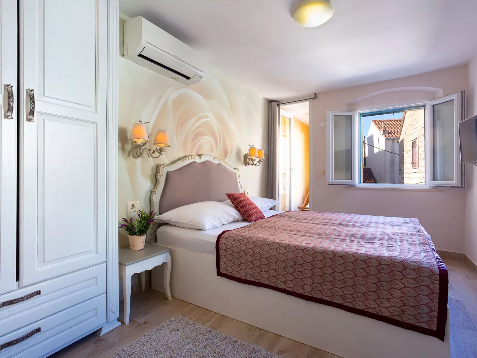 Luxuriöse Villa Kalalarga im Zentrum der Stadt-Binnen