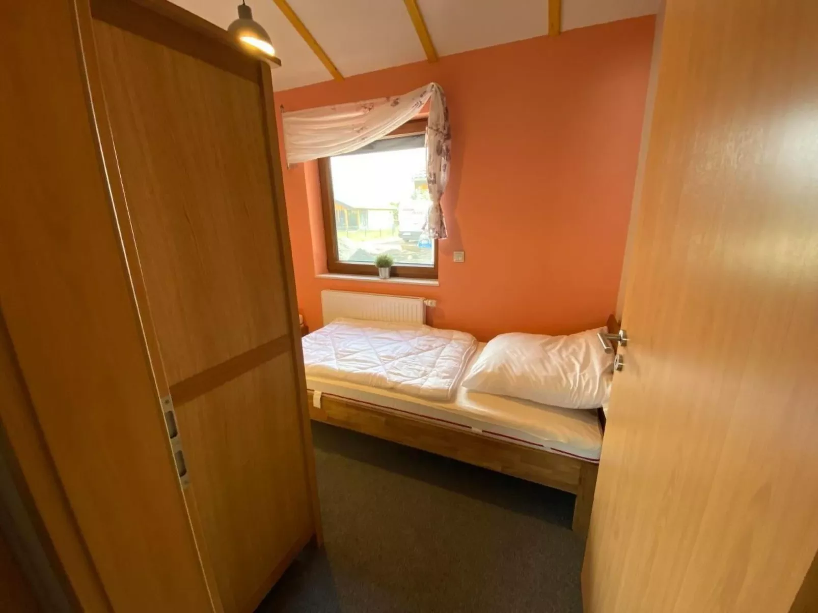 N5 Eingezäuntes Ferienhaus mit ebenerdiger Dusch-Binnen