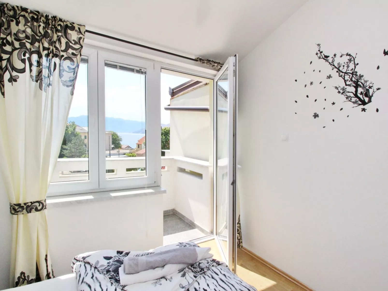 Charmante Ferienwohnung in Baška mit Eigenem Balkon-Binnen