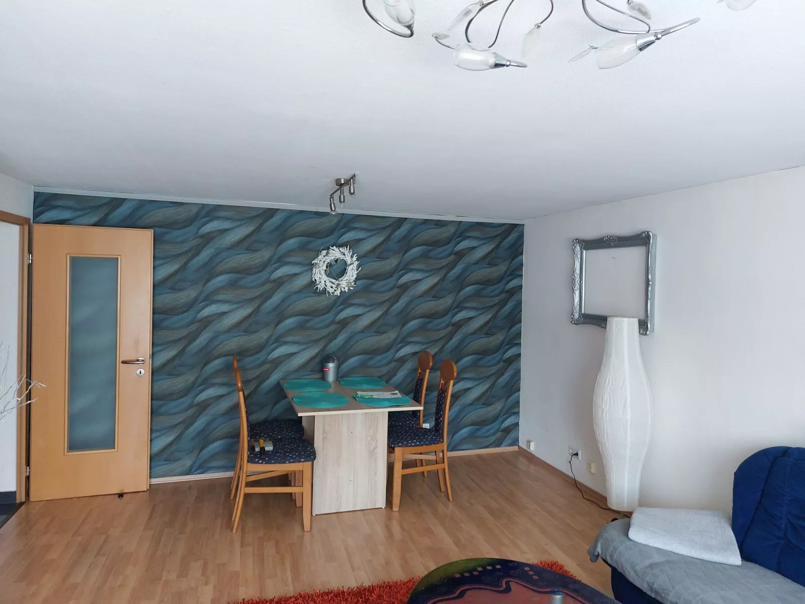 Einzigartige Lage direkt Mosel und Radweg.