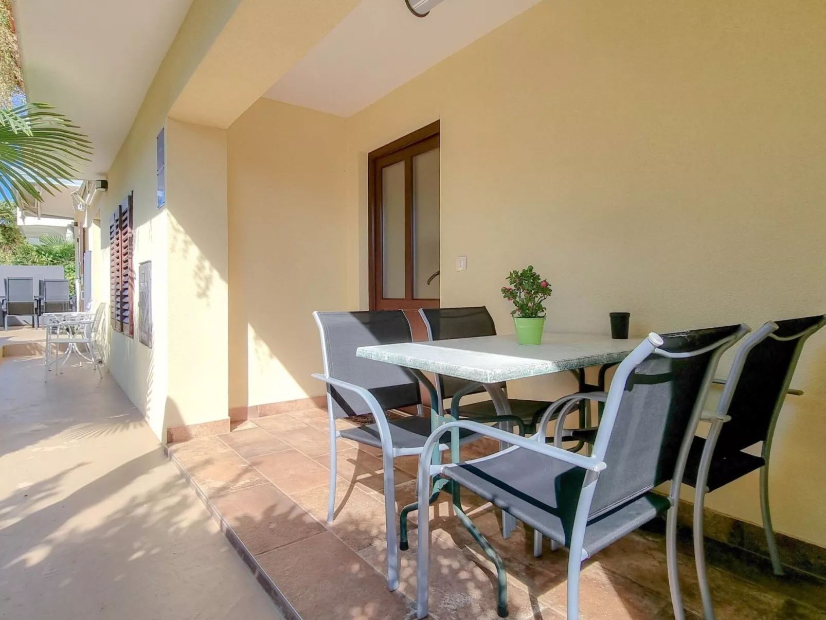 Für 4 Personen ca. 40 m&sup2; in Novigrad, Adriaküste Kroatien (Westküste von I-Buiten