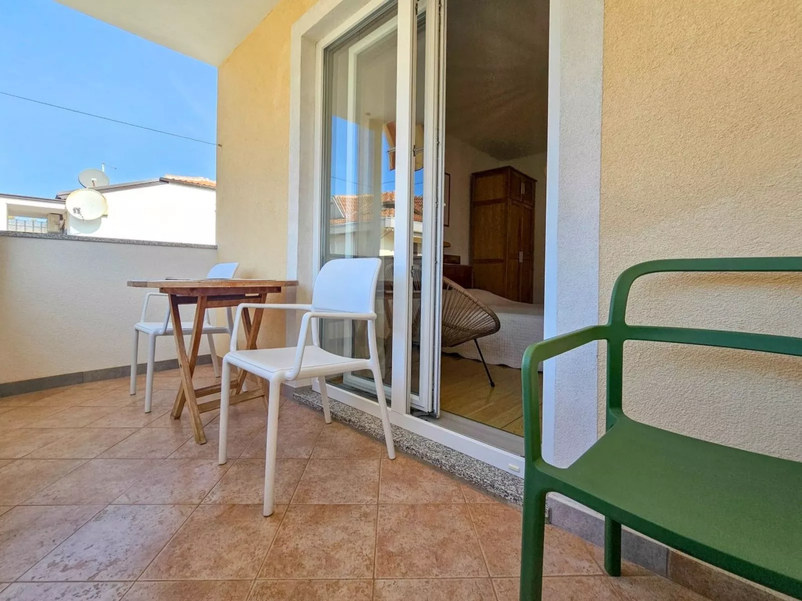 Wohnung "Viviana" direkt am Strand - Binnen