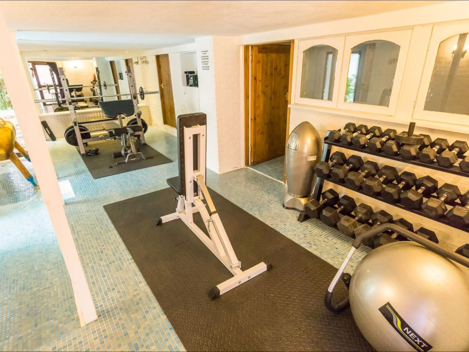 Schönes Ferienhaus in Hastings mit Whirlpool, Terrasse und Garten-Binnen