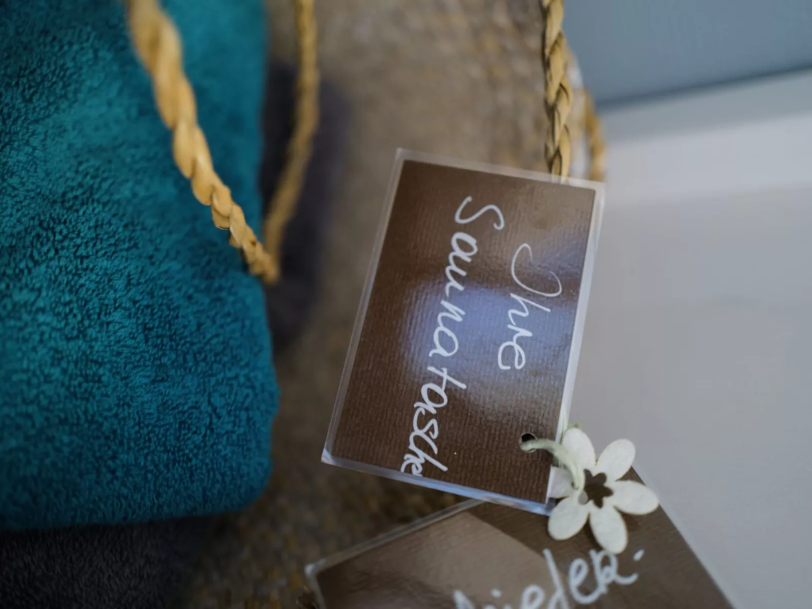 Schiefer Blick, Wohnung mit Terrasse und Balkon-Image-tags.info