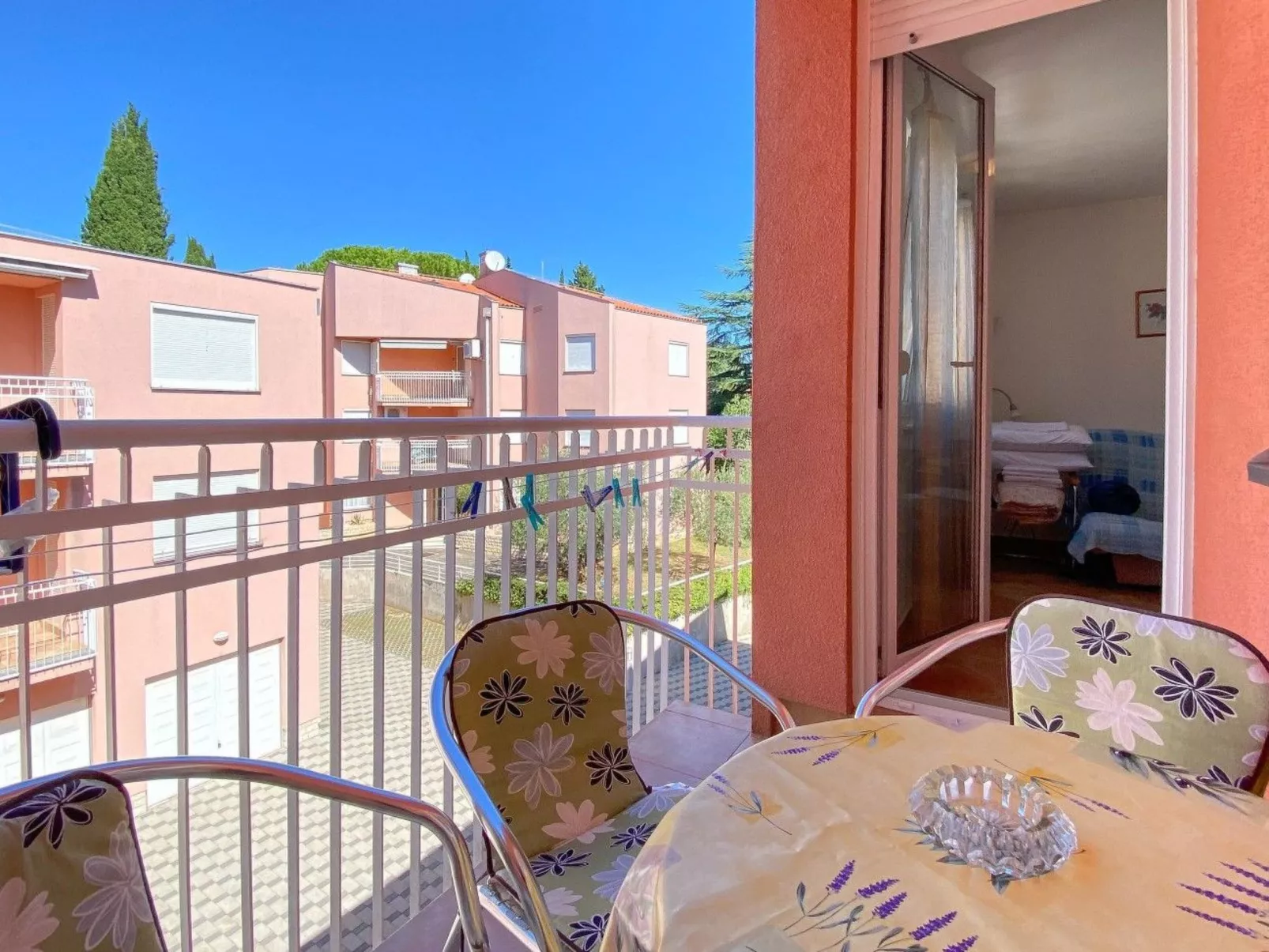 Wohnung "Senka" direkt am Strand-Buiten