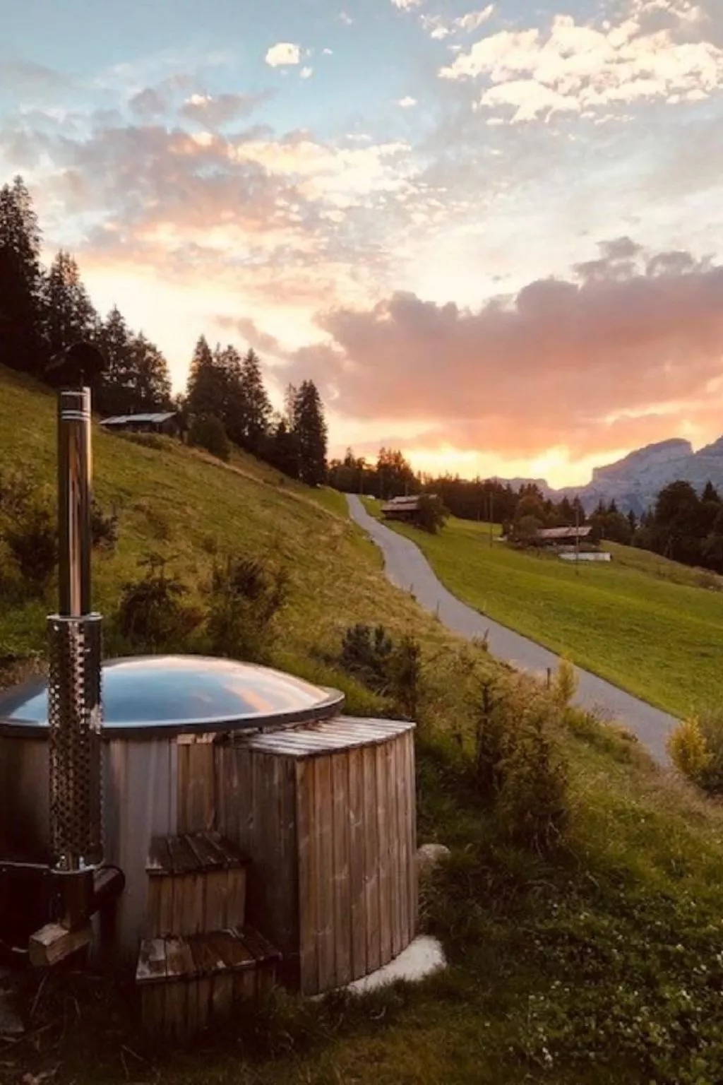 Authentisches Schweizer Alpenchalet aus dem 18. Jh.-Buiten