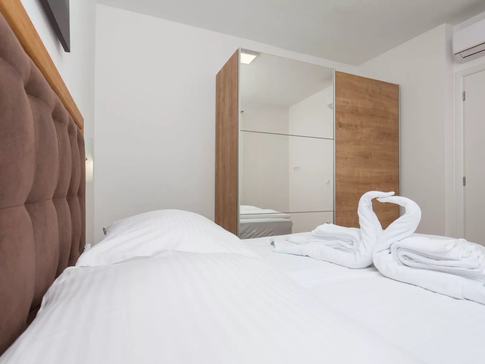 Wunderschöne Ferienvilla Lomari-Image-tags.info