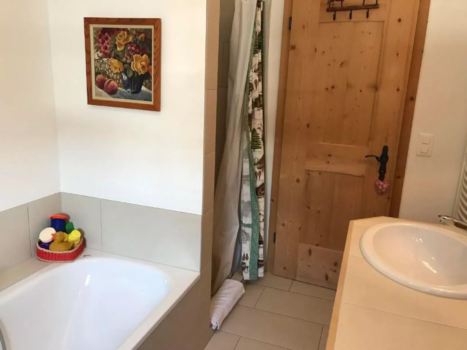 Hus Tschuetta-Image-tags.info