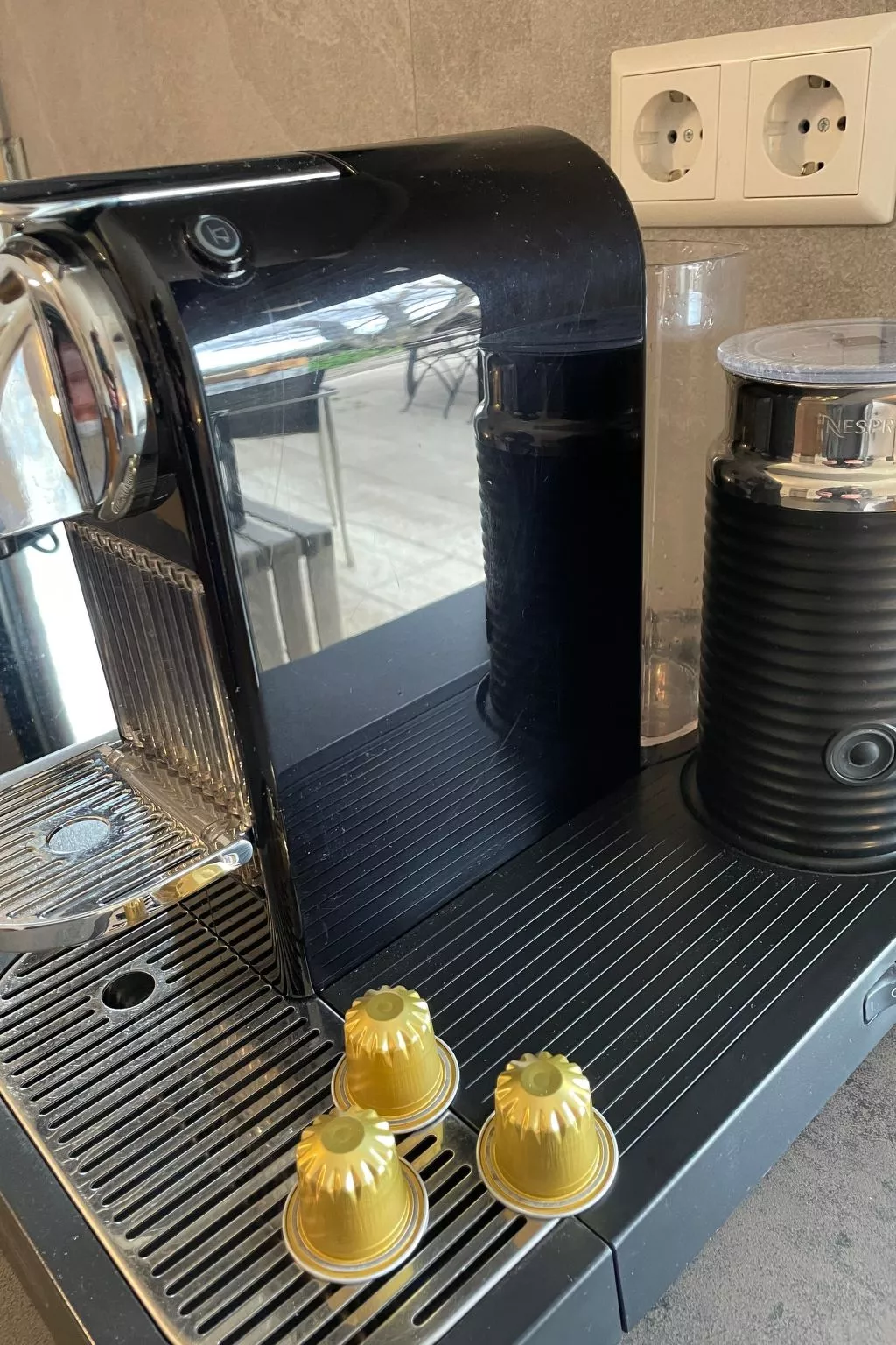 Max Mountain View-Image-tags.info