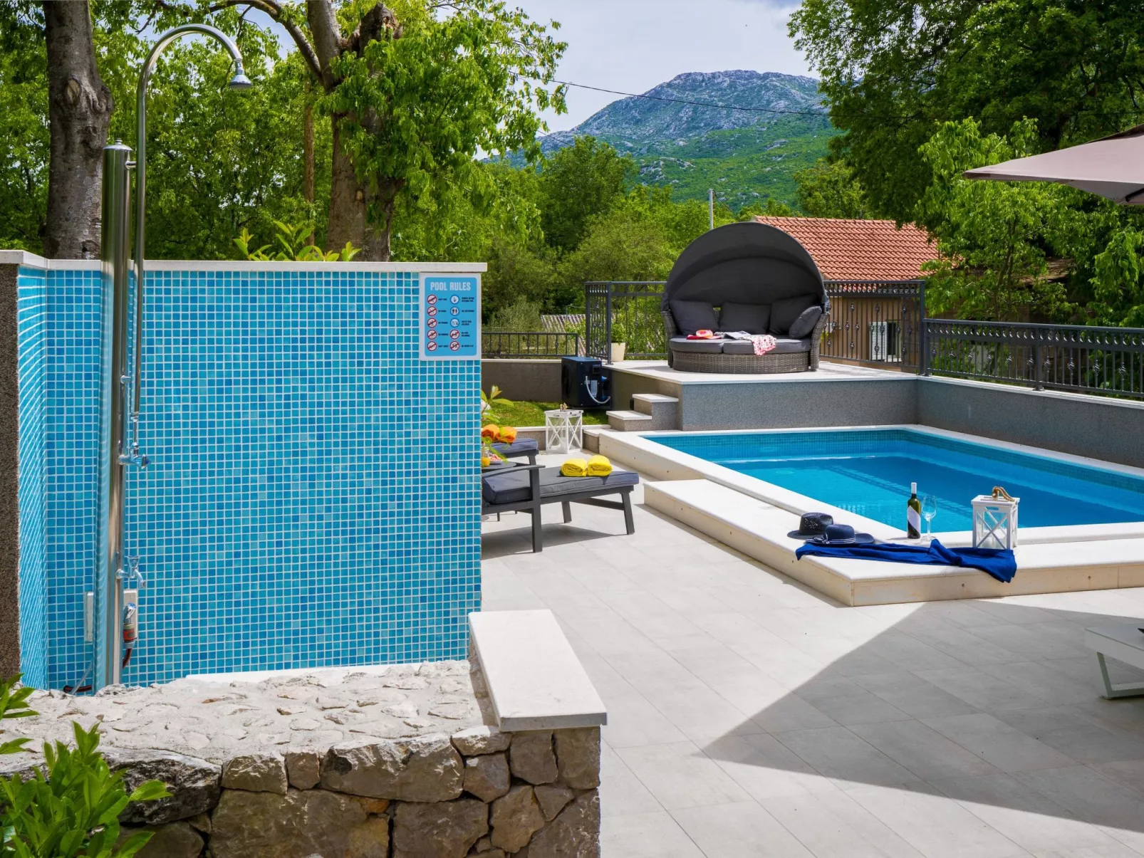 Gemütliches Ferienhaus Mia-Buiten