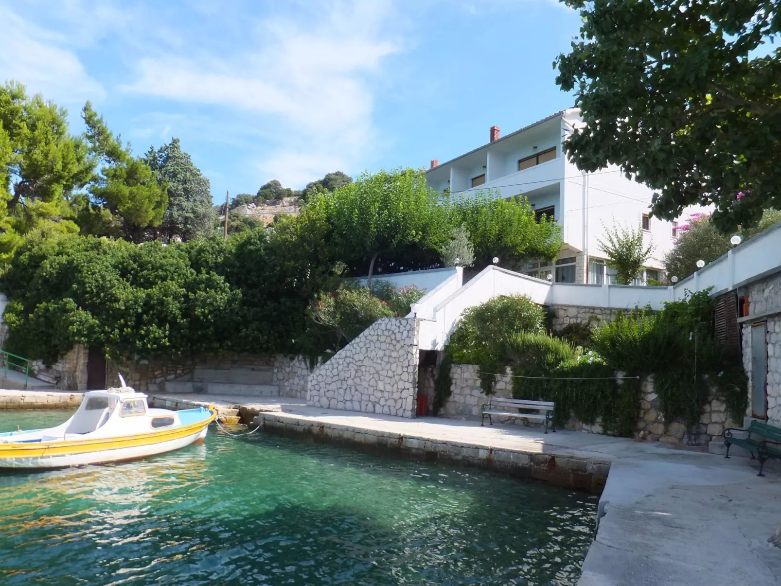 Appartement 6 - mit einer großen Terrasse-Buiten