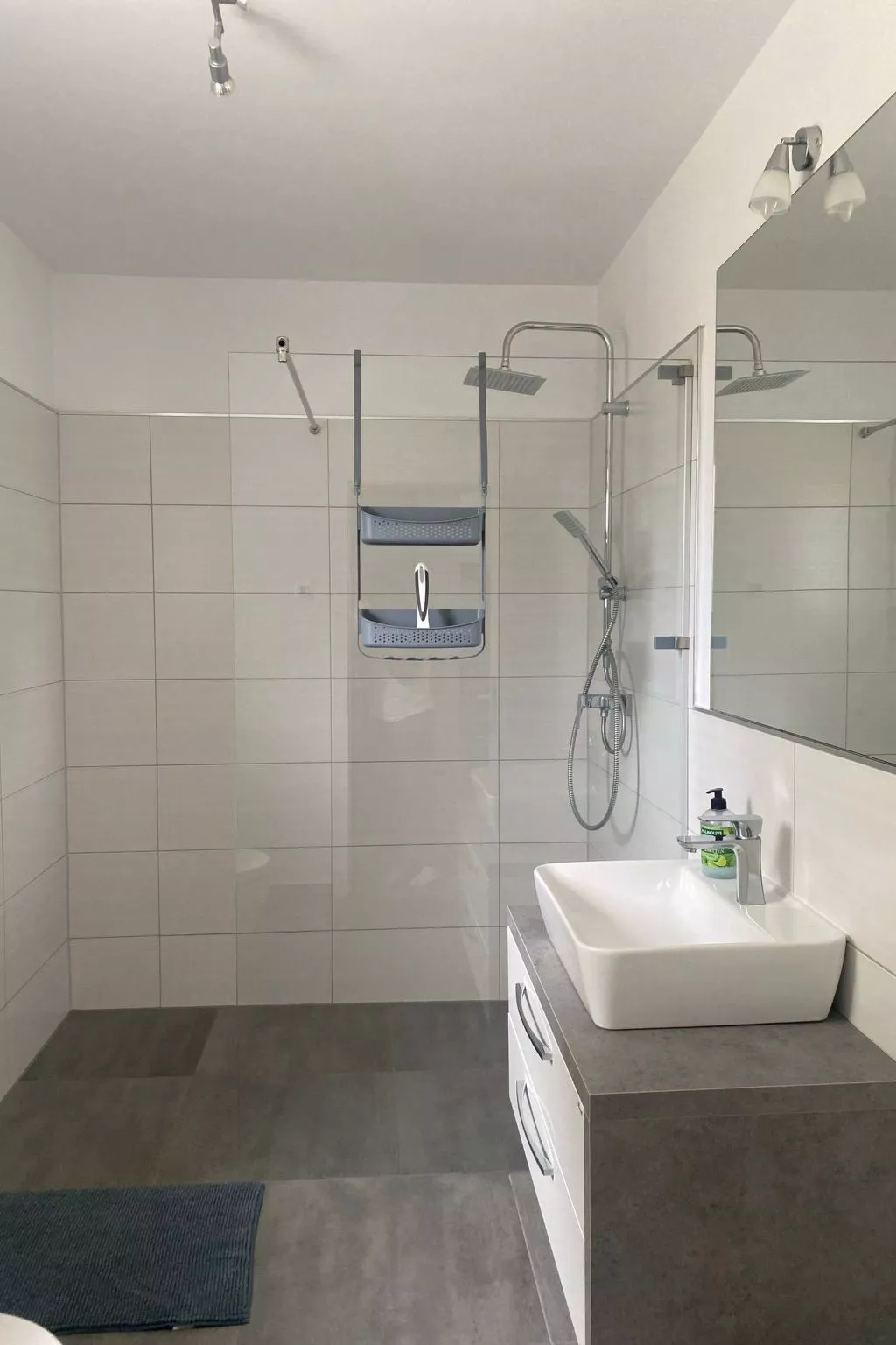 Großes Ferienhaus zur alleinigen Nutzung mit Pool-Binnen