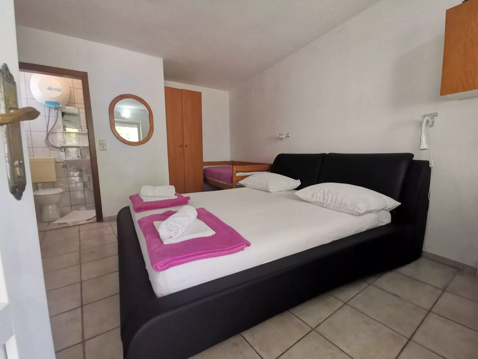 Appartement. Studio für 2 Personen, 70m vom Strand entfernt - Binnen