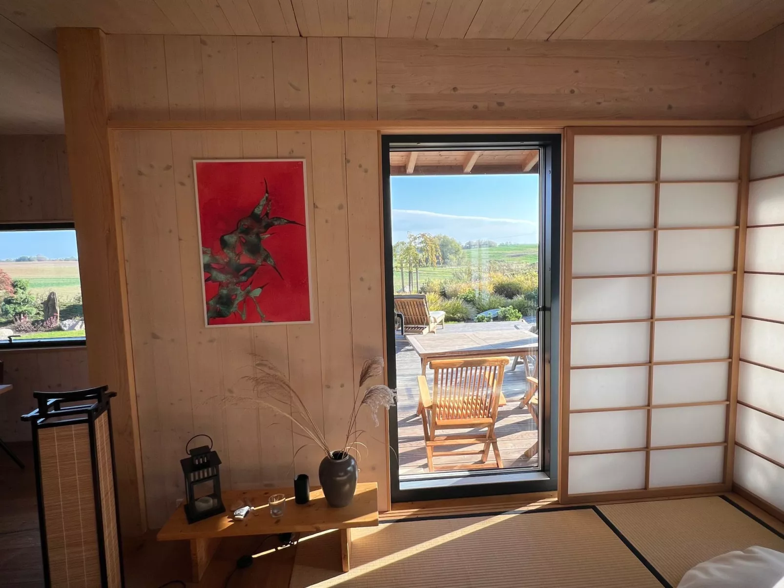 Meera Bio Holzhaus-Binnen