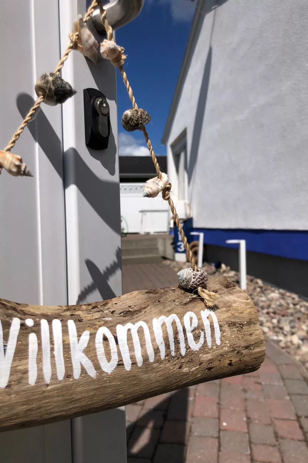 Strandhaus am Wasser-Image-tags.info