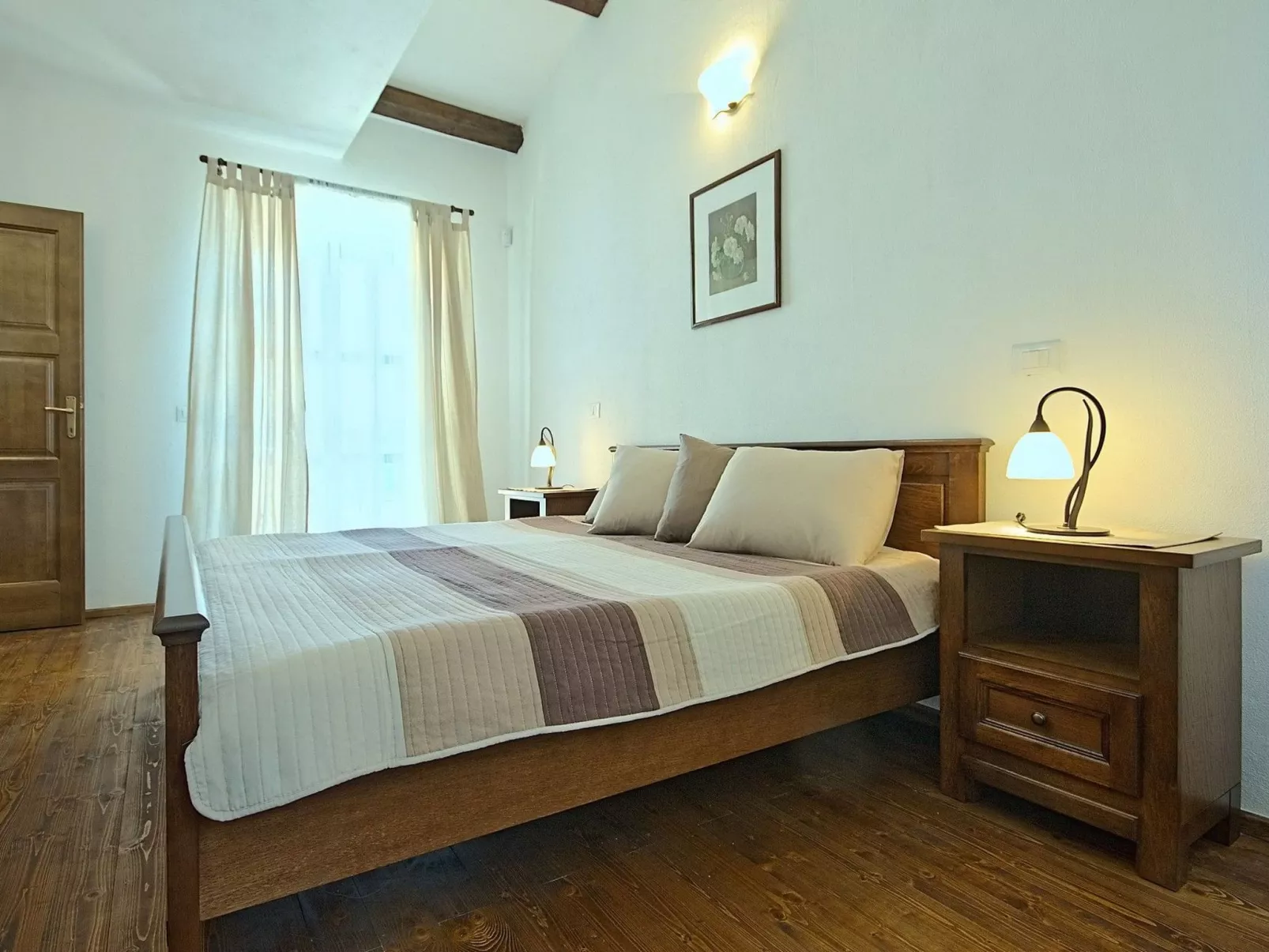 Villa Una-Image-tags.info