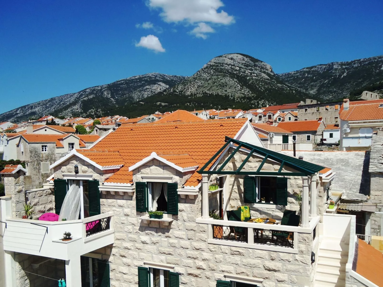 Exklusive Wohnung in Bol mit privatem Parkplatz-Image-tags.info