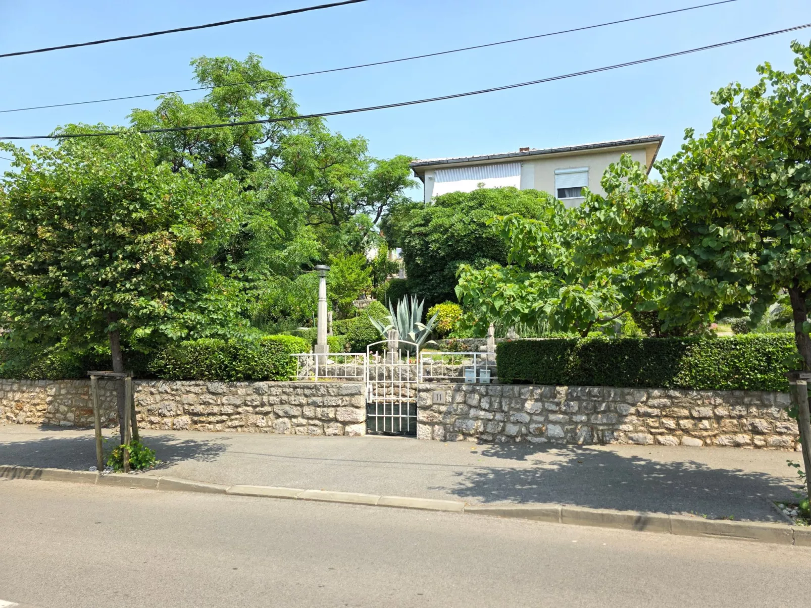 Wohnung mit Terrasse, 200m vom Strand entfernt-Buiten