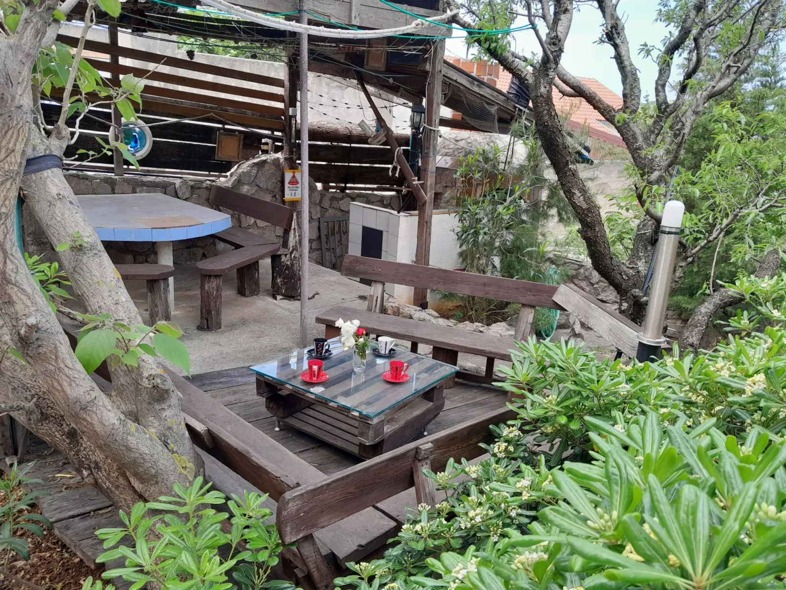 Wohnung "Tea" mit Garten, Grill und Terrasse-Buiten