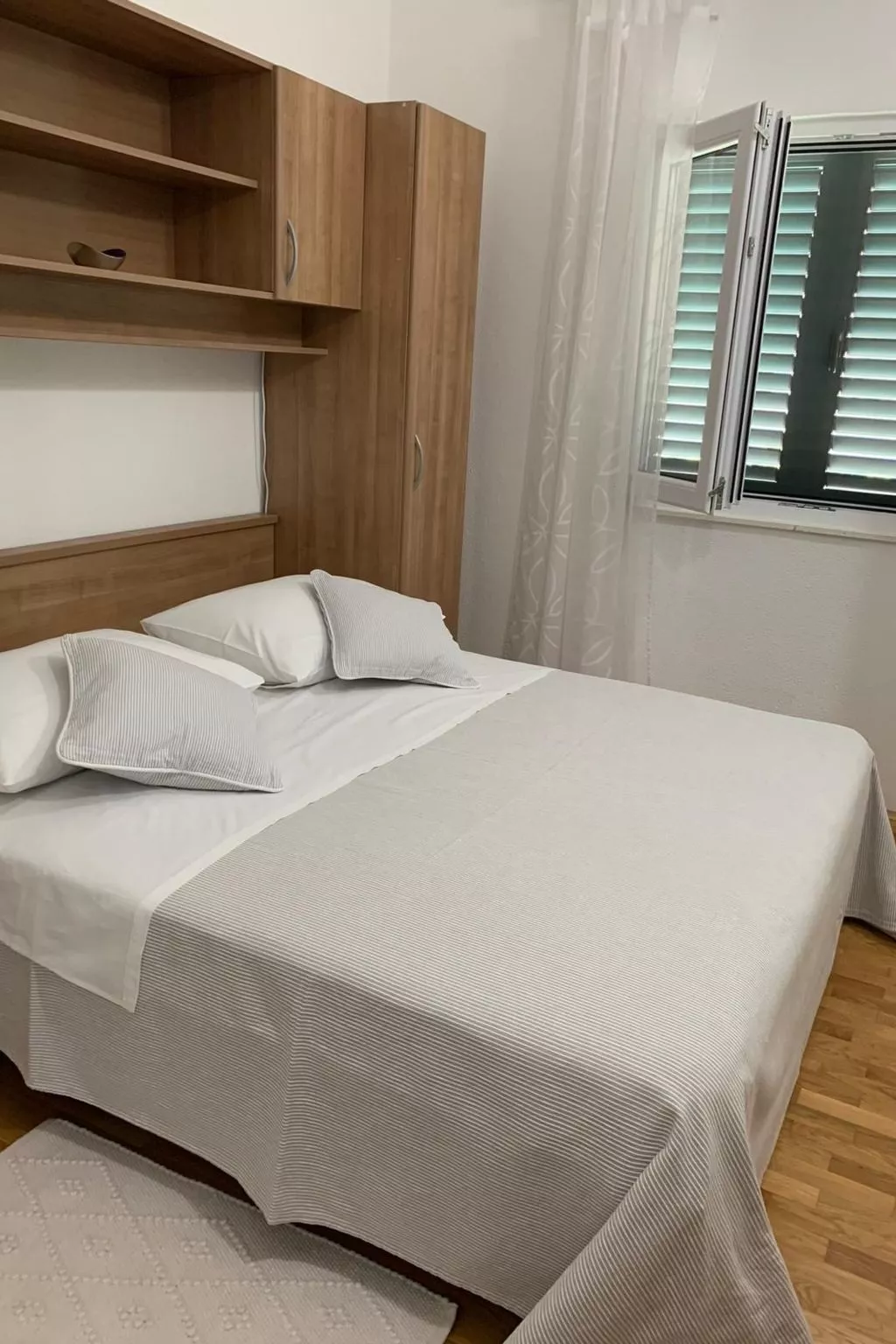 Wohnung "Ivka 1" mit Blick auf das Wasser-Binnen