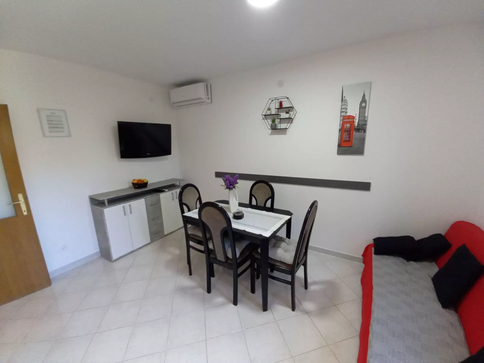 "Toni" mit Terrasse-Binnen