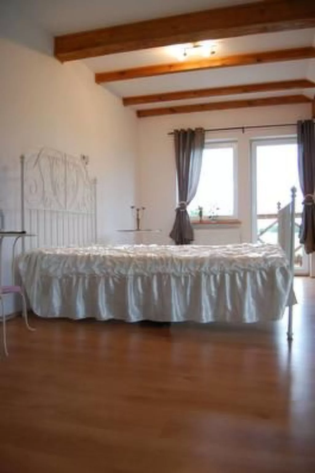 In Bychowo mit Großem Garten-Binnen