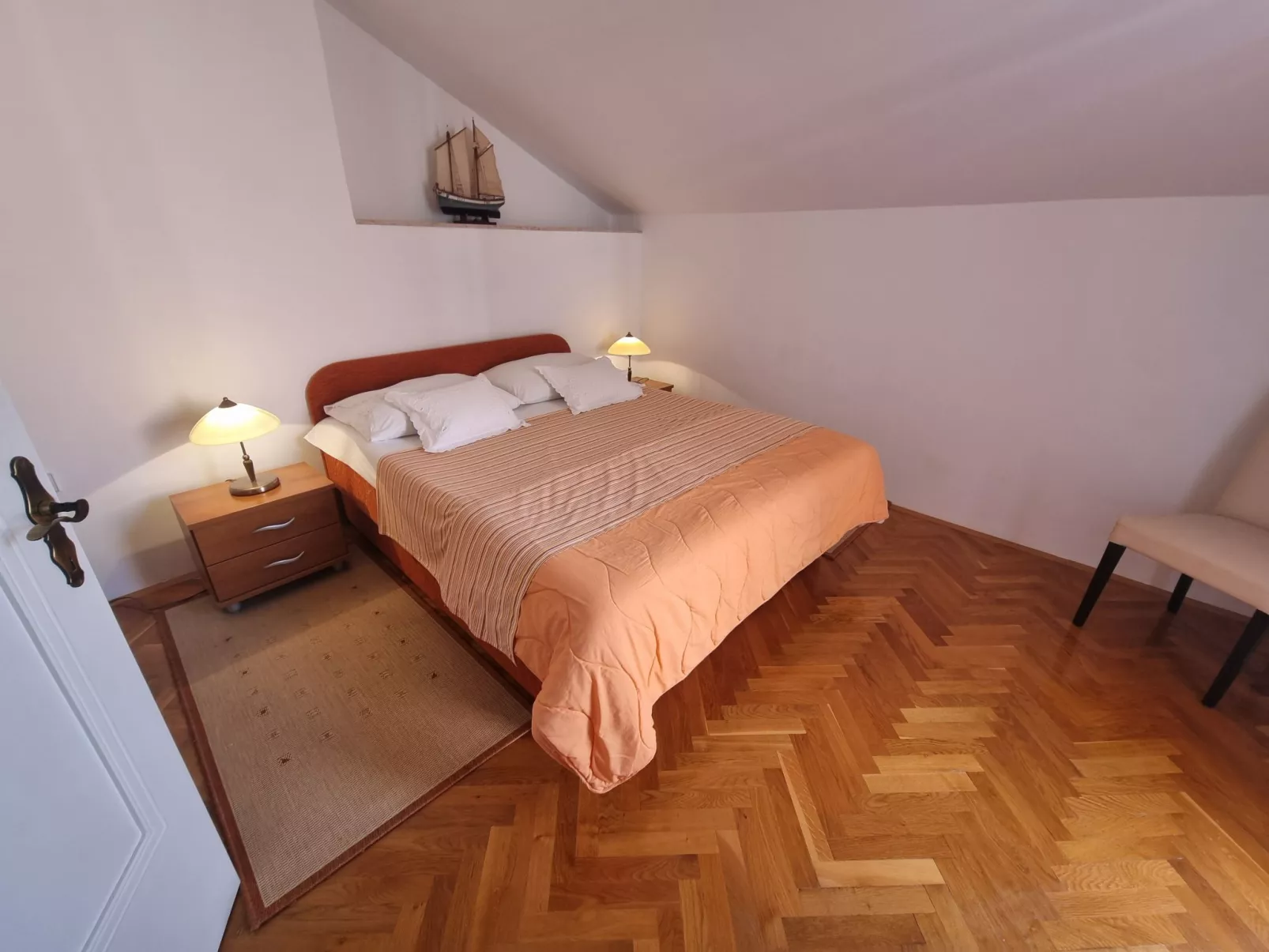 Appartement mit Balkon und Meerblick-Binnen